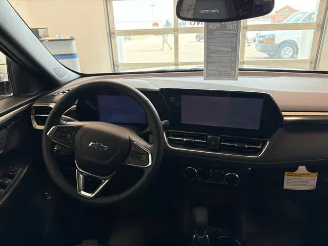 New 2026 Cacti Green Chevrolet ACTIV image 32