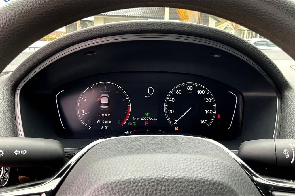 Used 2025  Honda LX image 11