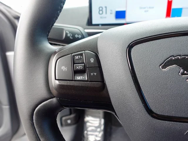 Used 2021 Silver Ford Select image 11