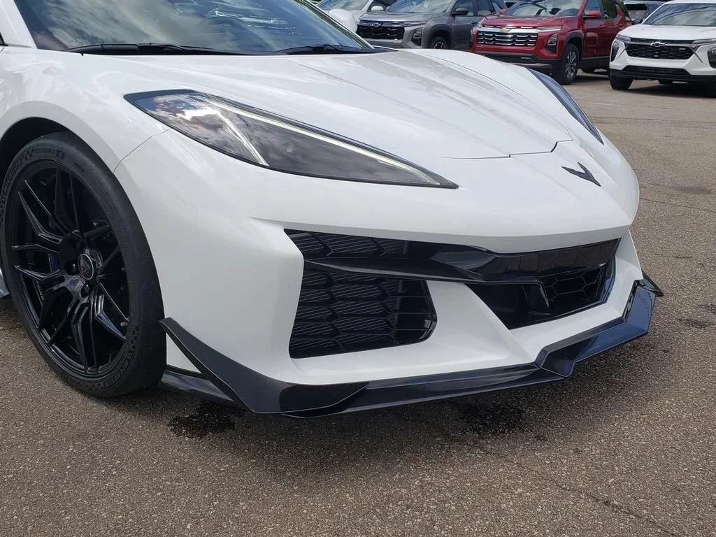 New 2026 Arctic White Chevrolet 3LZ image 19