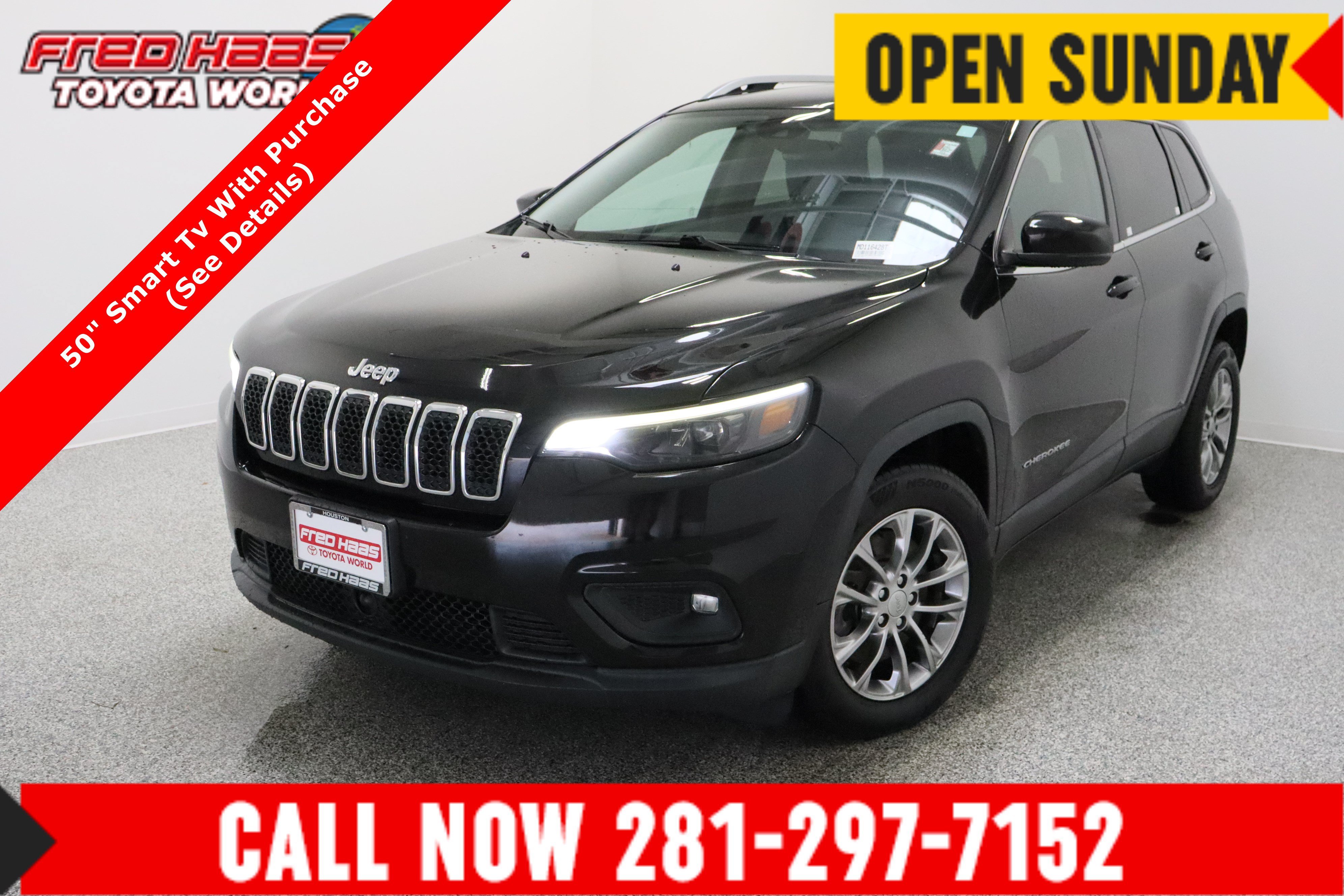 Used 2021 Diamond Black Crystal Pearlcoat Jeep Latitude Plus 2.4L image 1