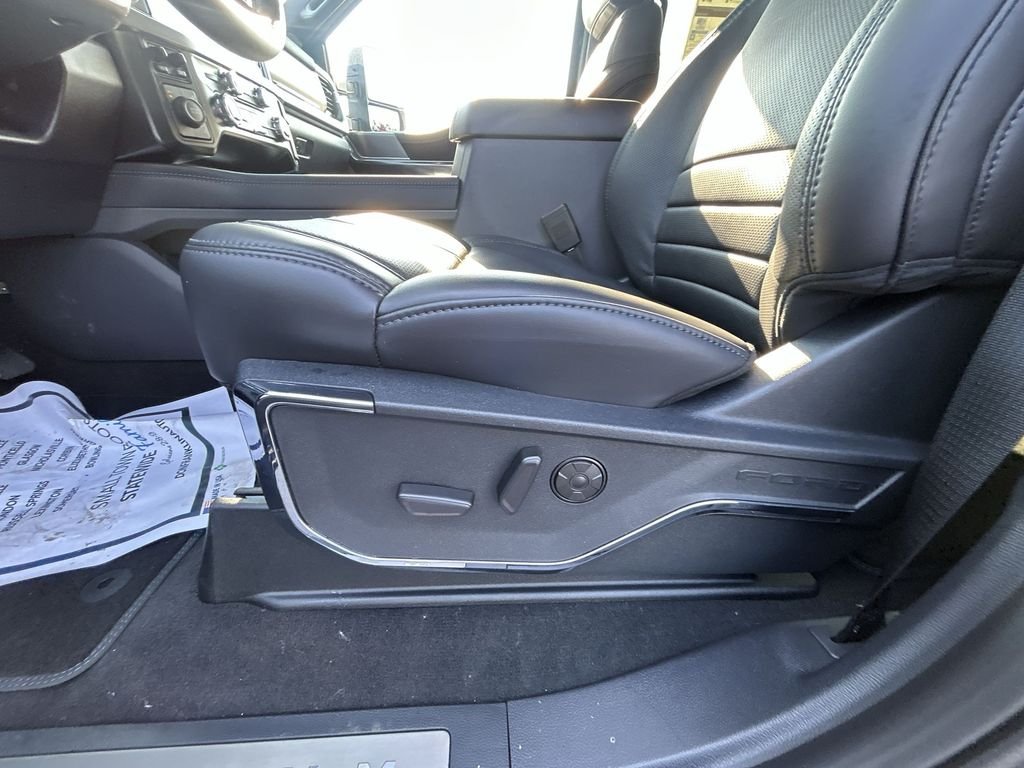 New 2026 Agate Black Metallic Ford F-350® Platinum® image 18