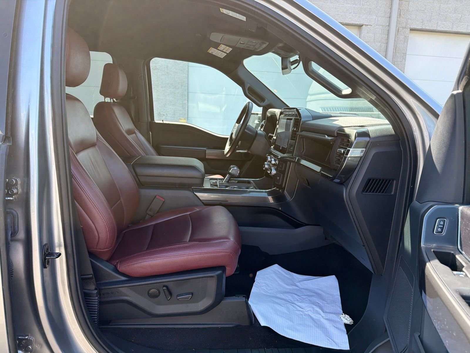 Used 2023 Silver Ford XLT image 26