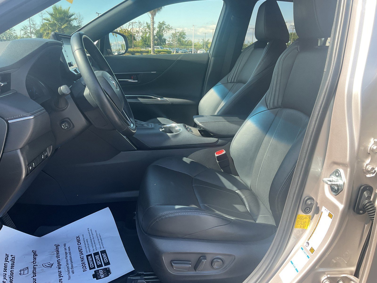 Used 2021 Titanium Toyota XLE image 14