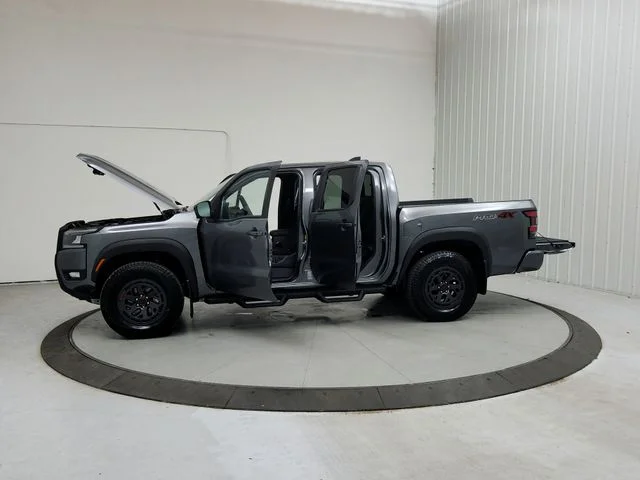 2026 Nissan Frontier PRO-4X - Photo 12