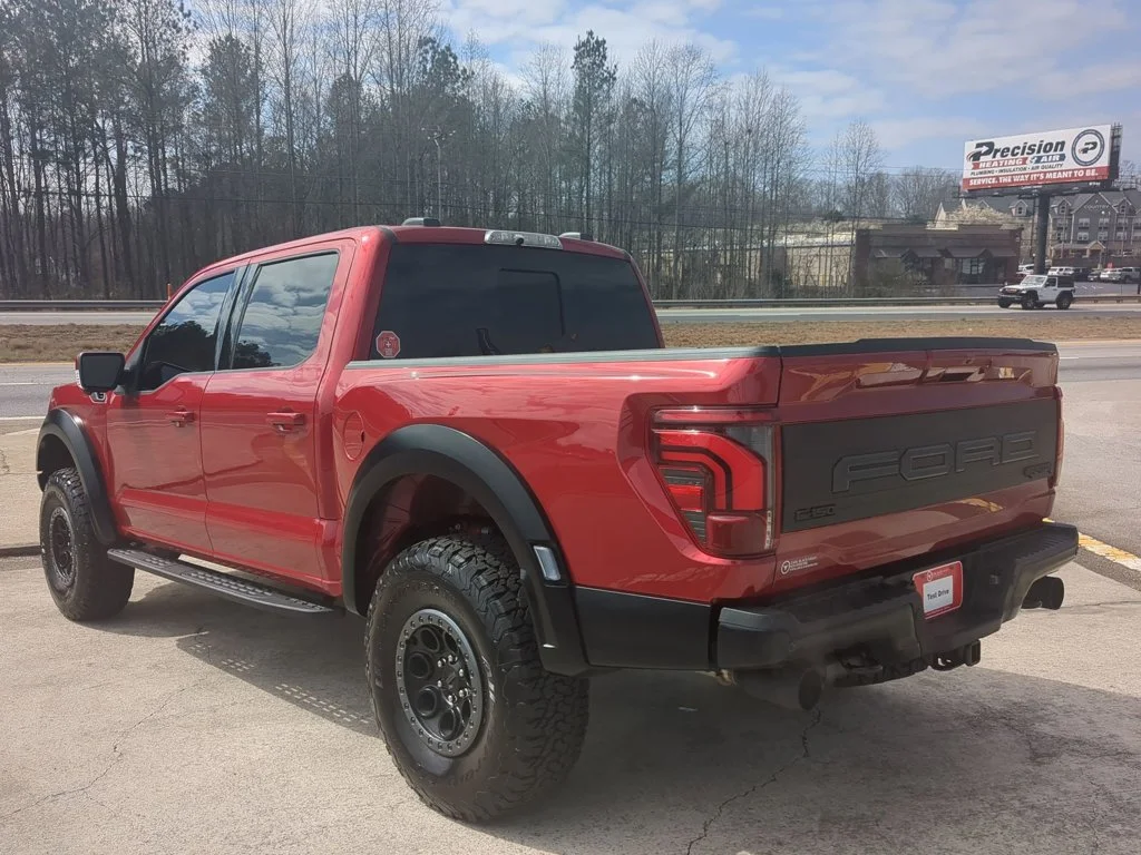 Used 2025  Ford Raptor image 7