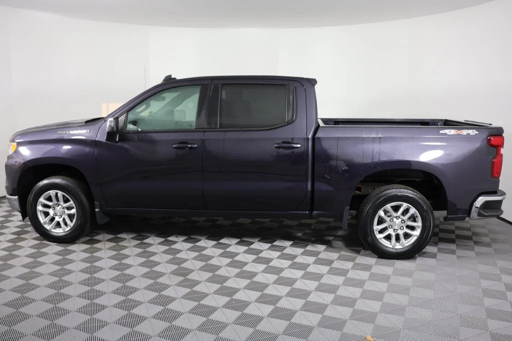 Used 2023 Ash Chevrolet LT image 5