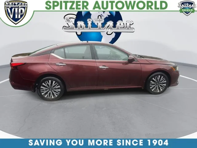 Used 2023 Red Nissan 2.5 SV image 10