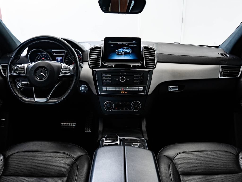Used 2019 Black Mercedes-Benz GLE 43 AMG® image 34