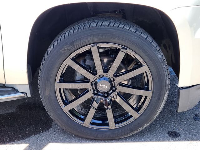 Used 2015 White Chevrolet LTZ image 18