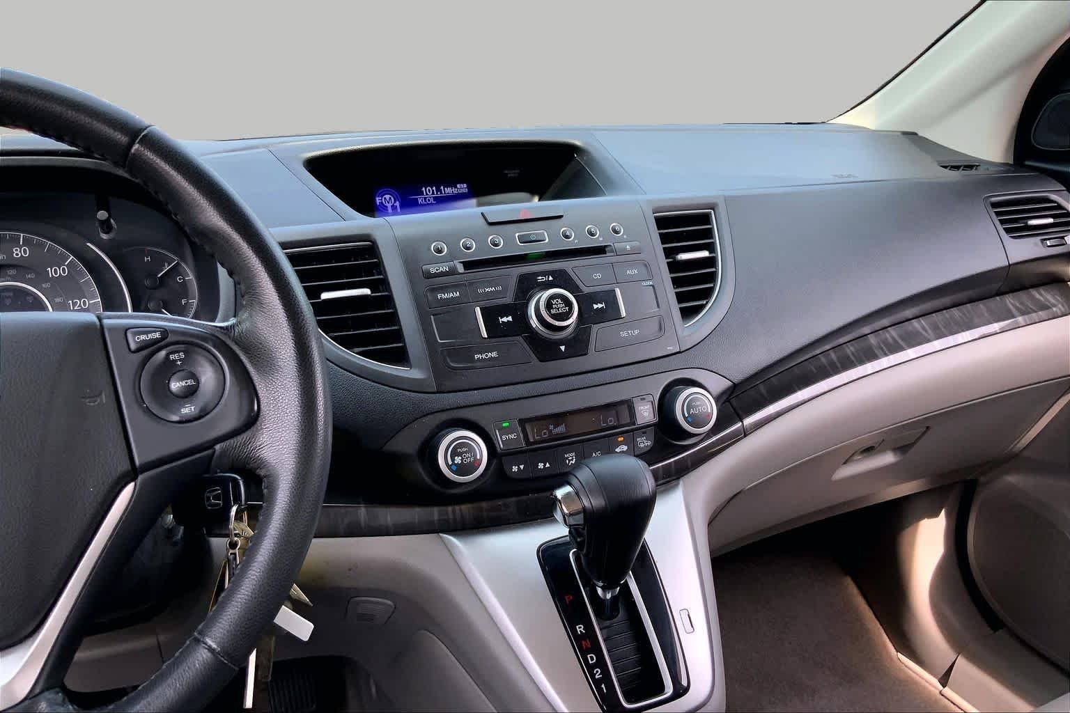Used 2013 Alabaster Silver Metallic Honda EX-L image 7