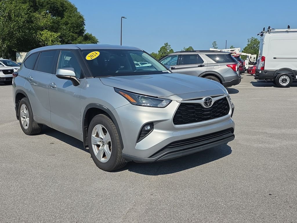 Used 2024 Silver Toyota LE image 9