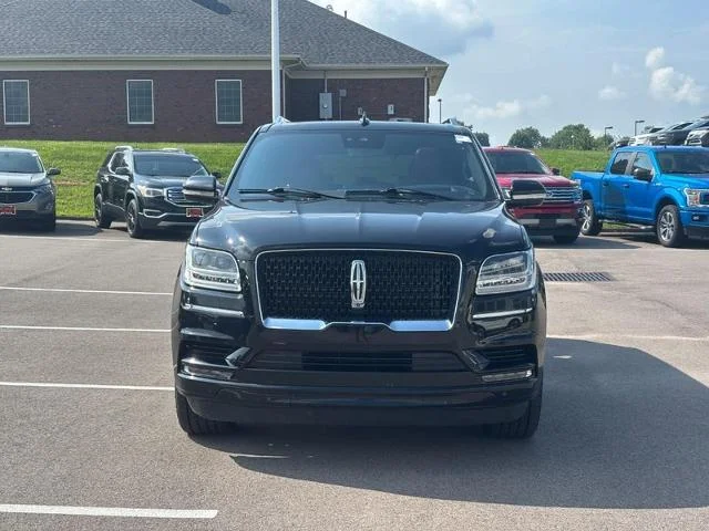 Used 2021 Black Lincoln  image 8