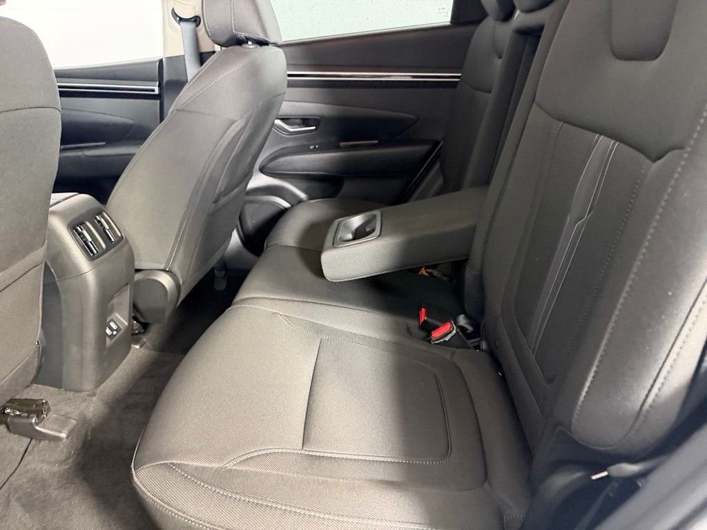 Used 2024 White Hyundai SEL image 26