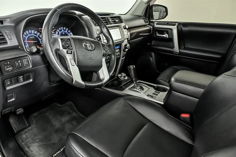 Used 2018 Blizzard Pearl Toyota Limited image 15