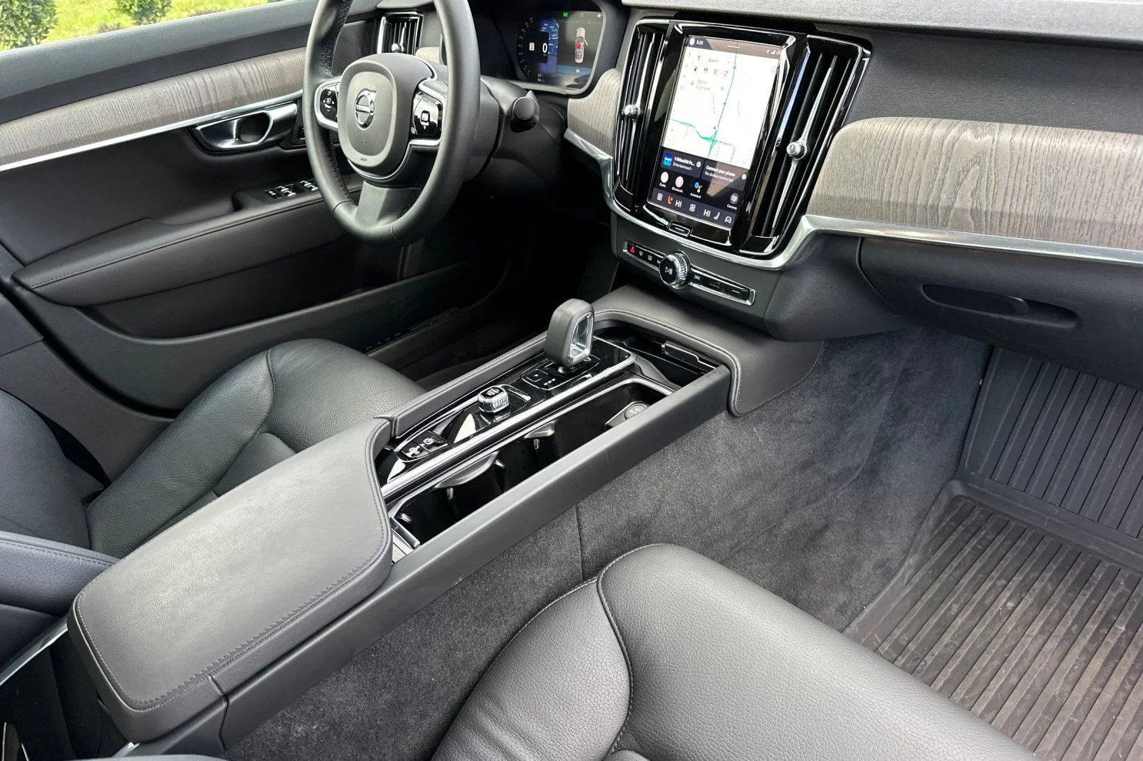 2025 Volvo S90 Plus - Photo 16