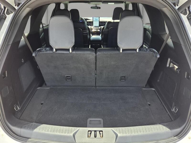 Used 2021 White Metallic FORD ST 4WD image 17