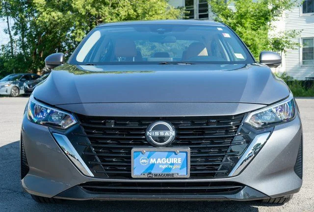 Used 2024 Gun Metallic Nissan SV image 4