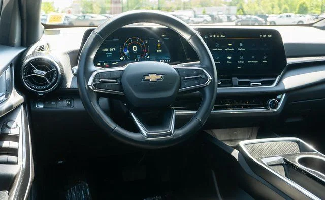 2025 Chevrolet Equinox LT - Photo 14