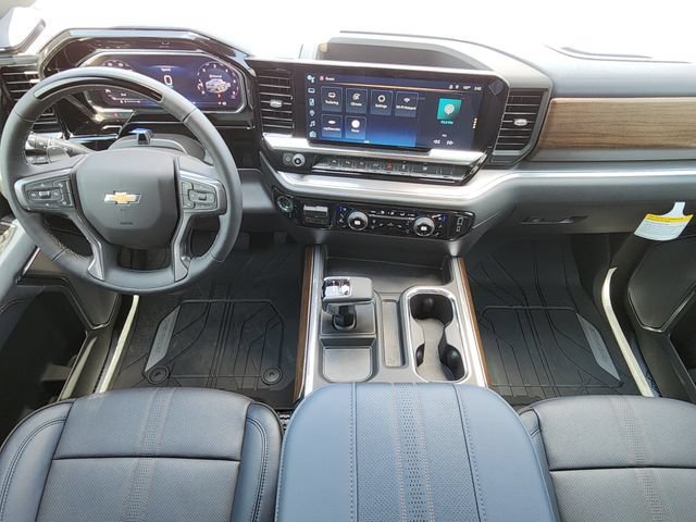 New 2026 Black Chevrolet High Country image 27