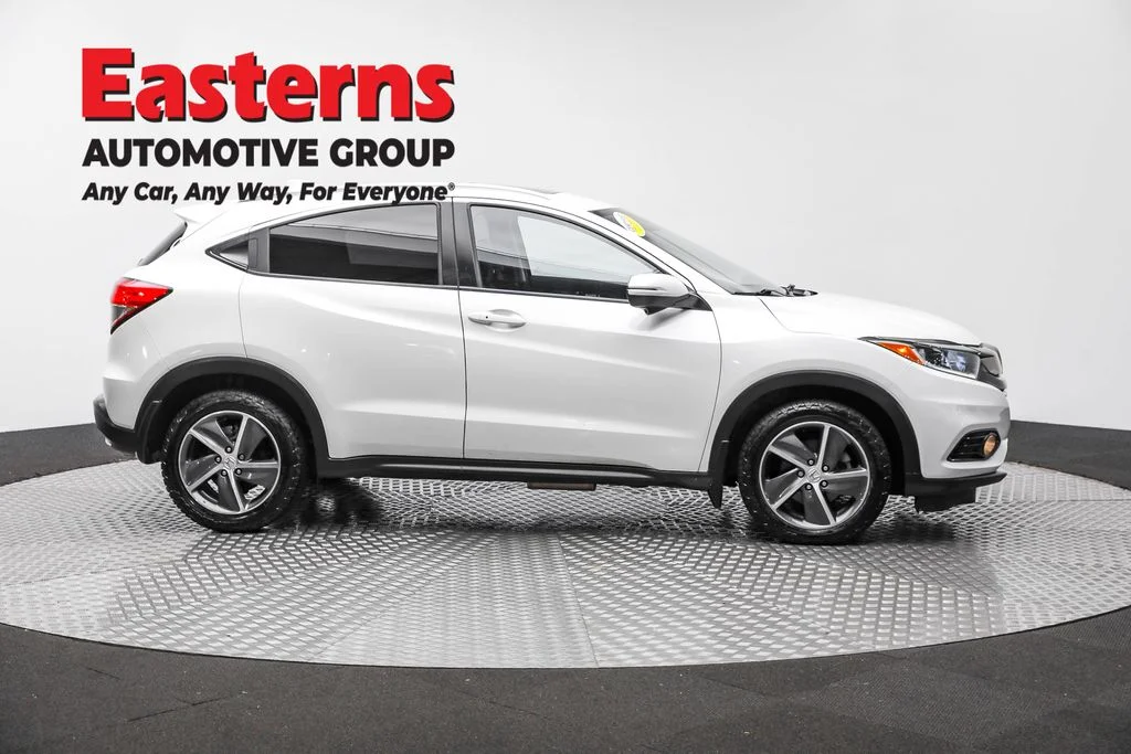 Used 2021 White Honda EX image 4
