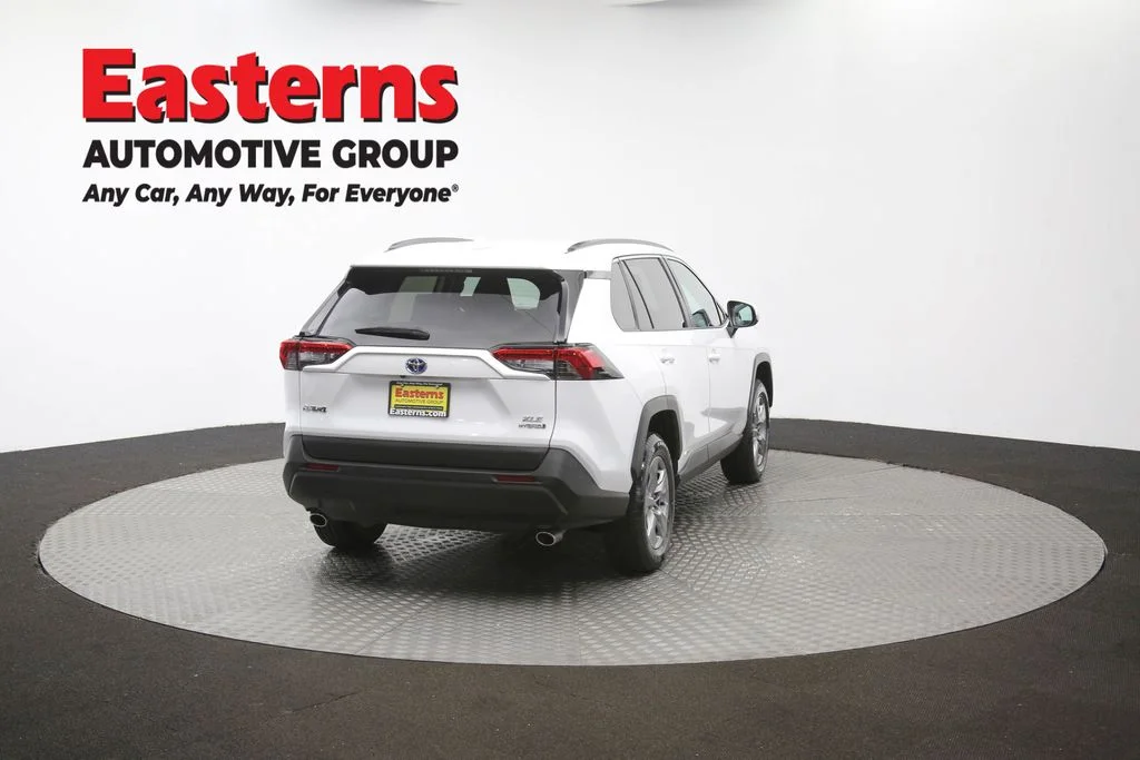 Used 2024 White Toyota XLE image 40