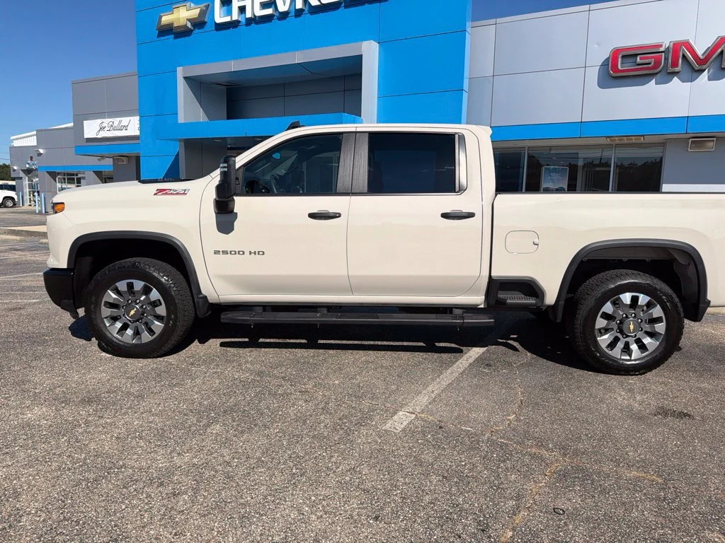 Used 2026 White Sands Chevrolet Custom image 2