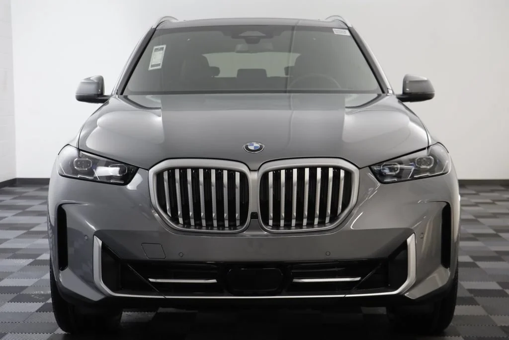 New 2026 SKYSCRAPER GREY BMW xDrive40i image 22