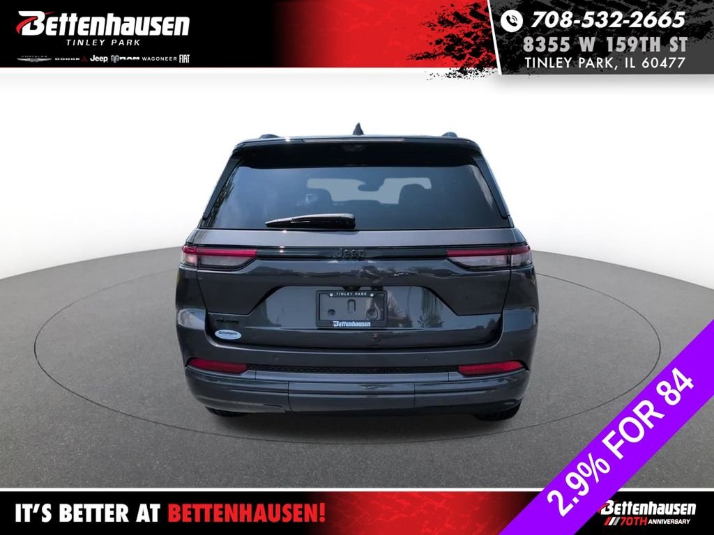 New 2026 Baltic Gray Metallic Clear-Coat Exterior Paint Jeep Limited Reserve image 7