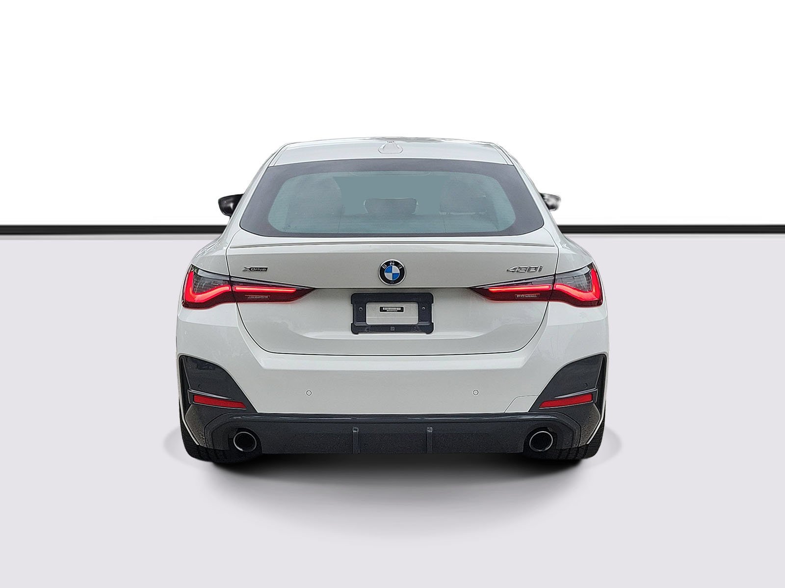 Used 2023 Alpine White BMW 430i xDrive image 4