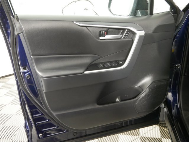 Used 2025 Blueprint Toyota XLE Premium w/ Weather Pkg image 8
