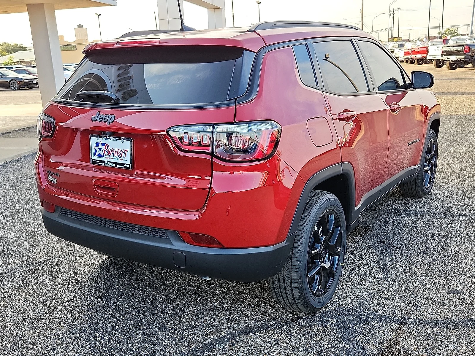 New 2026 PR6 Red Hot Pea Jeep LATITUDE 4X4 image 5