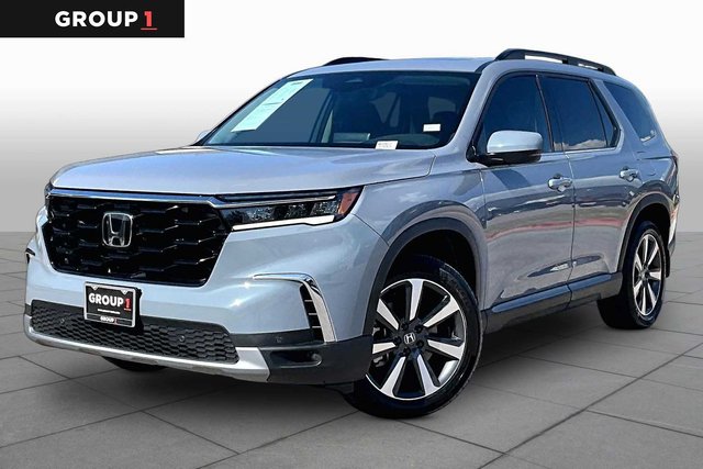 Pre-Owned 2025 Honda Pilot Touring FWD Sport Utility