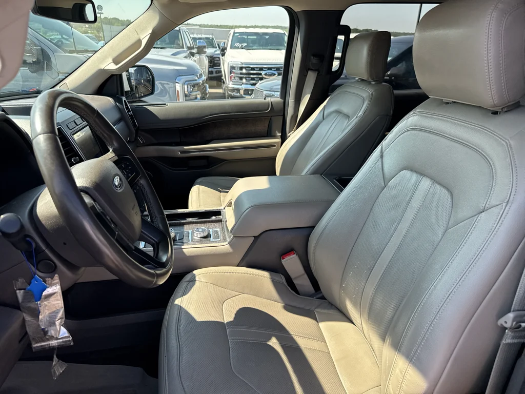 Used 2020 Star White Metallic Tri-Coat Ford Limited image 14
