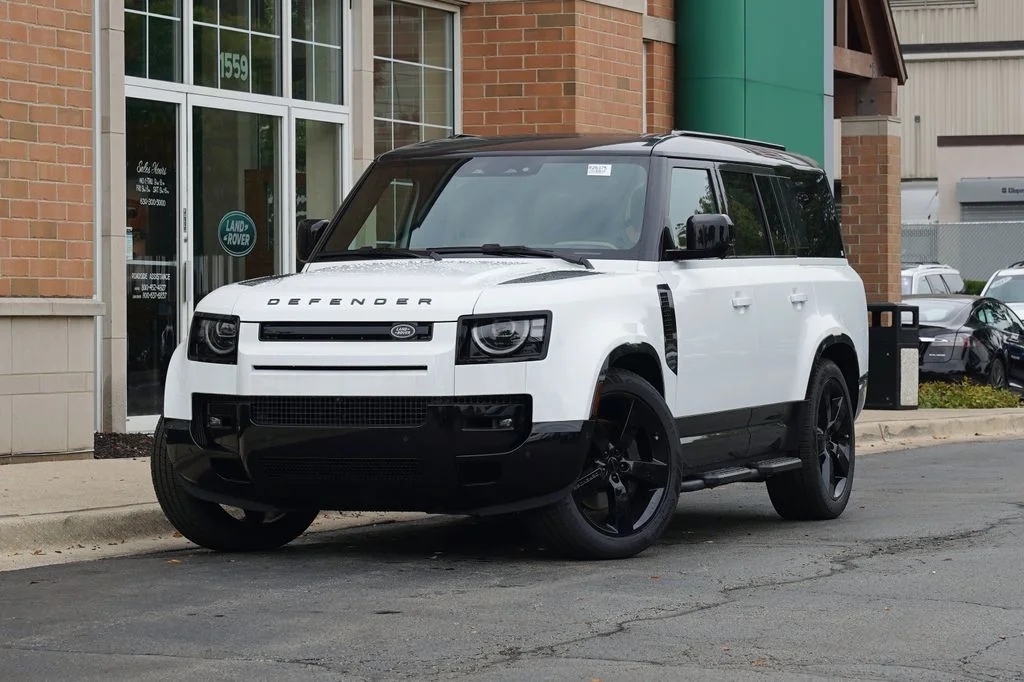 New 2026 Fuji White Land Rover X-Dynamic SE image 1