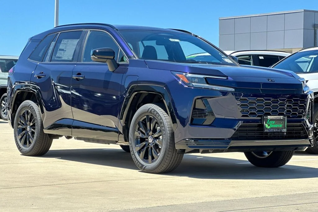 New 2026 Blueprint Toyota  SE image 2