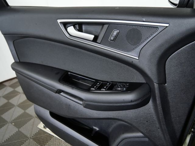 Certified Used 2018 Gold Ford SEL image 25