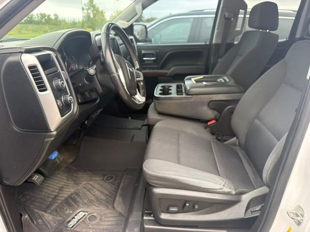 Used 2018 Summit White GMC SLE image 4