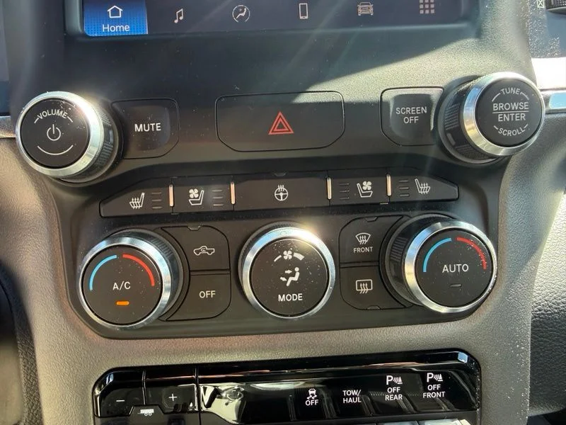 Used 2022 White Ram Laramie image 10