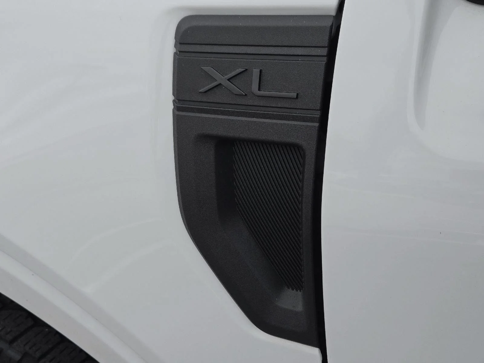 Used 2022 Oxford White Ford XL image 54