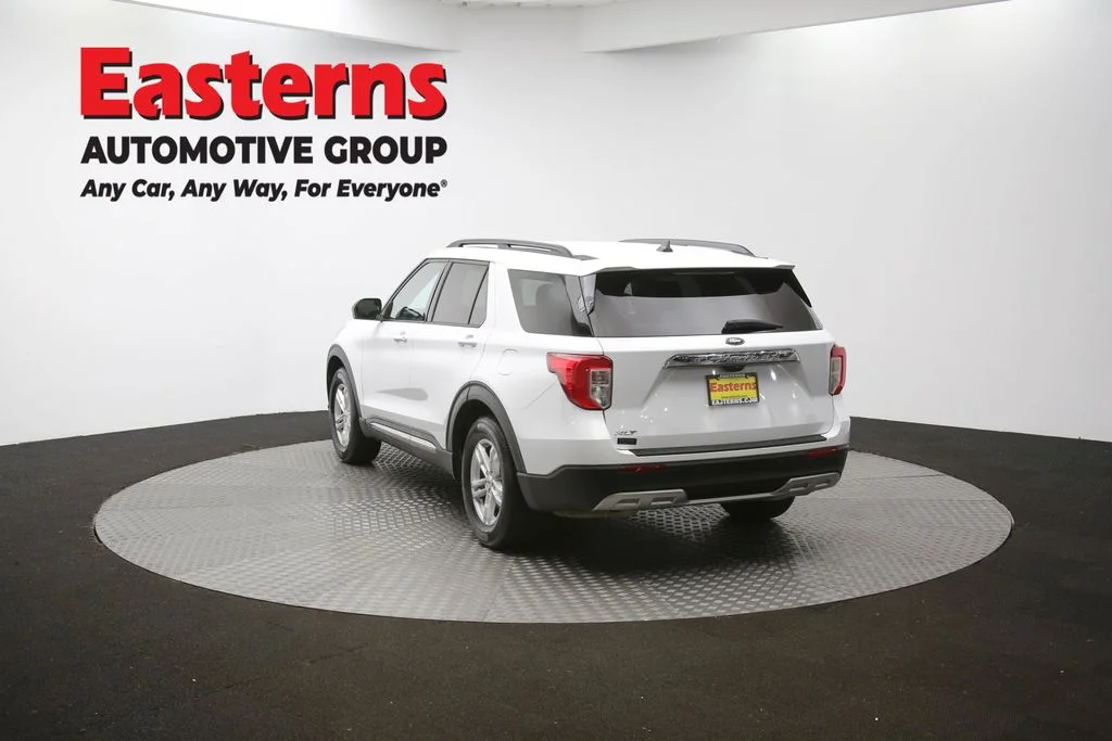 Used 2023 White Ford XLT image 63