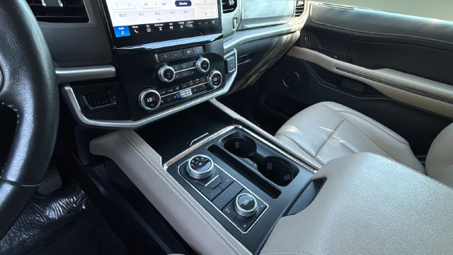 Used 2024 White Ford XLT image 14