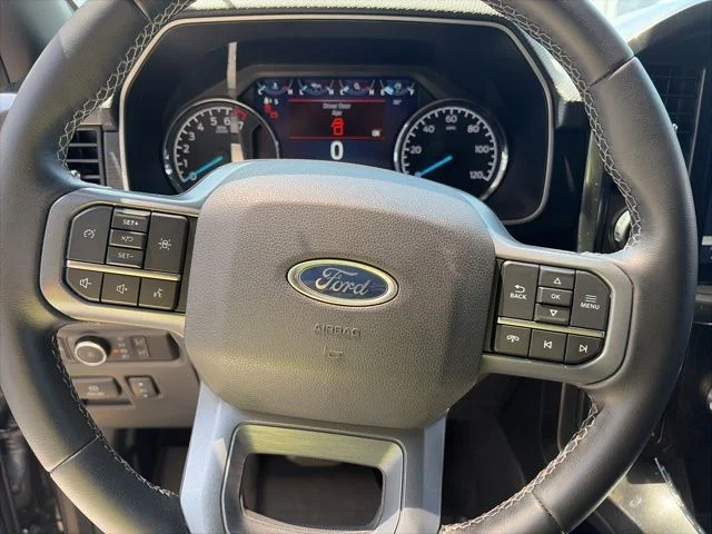 Used 2023 Gray Ford XLT image 15