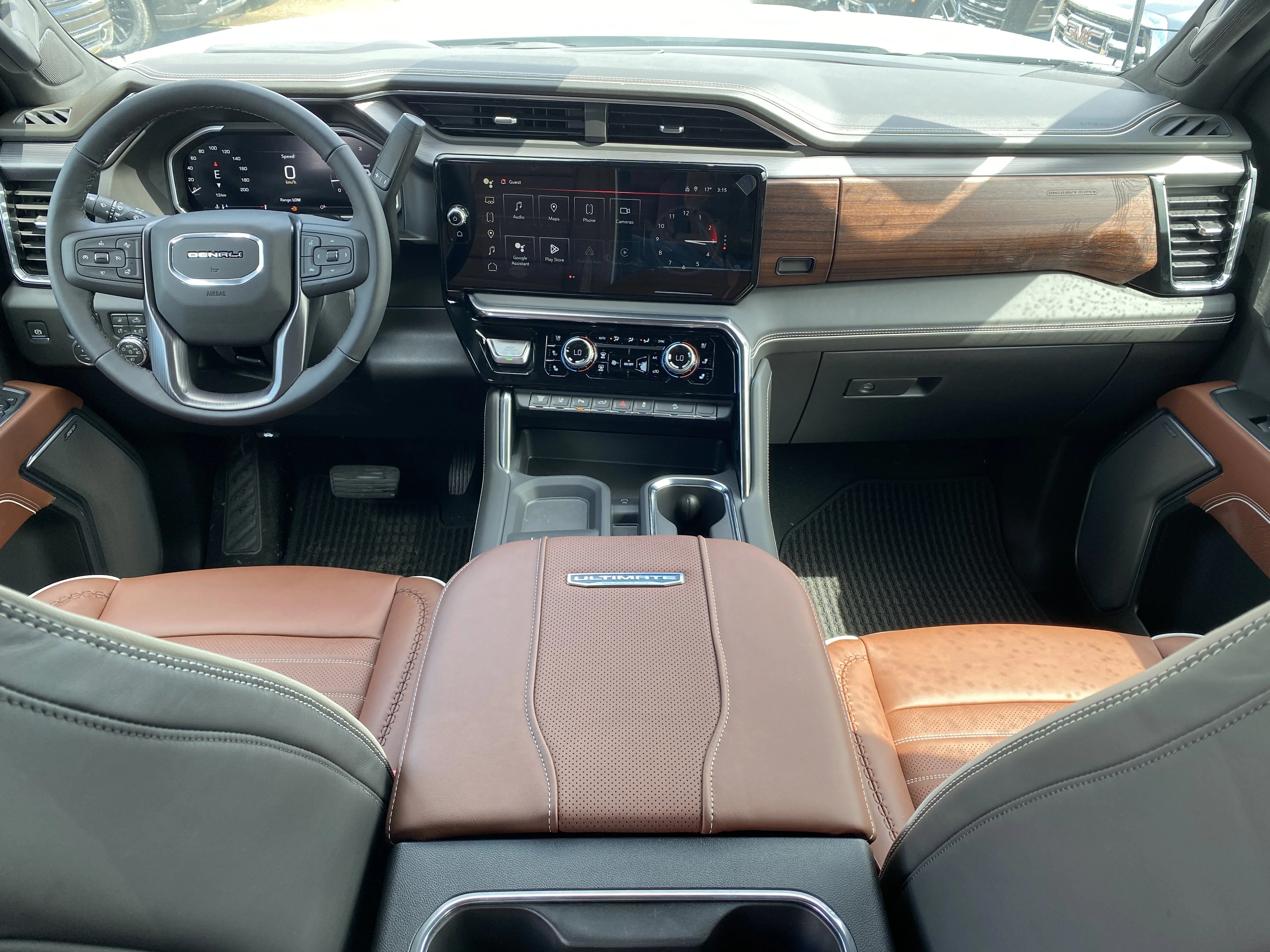 New 2026 GLACIER WHITE TRICOAT GMC Denali Ultimate image 15