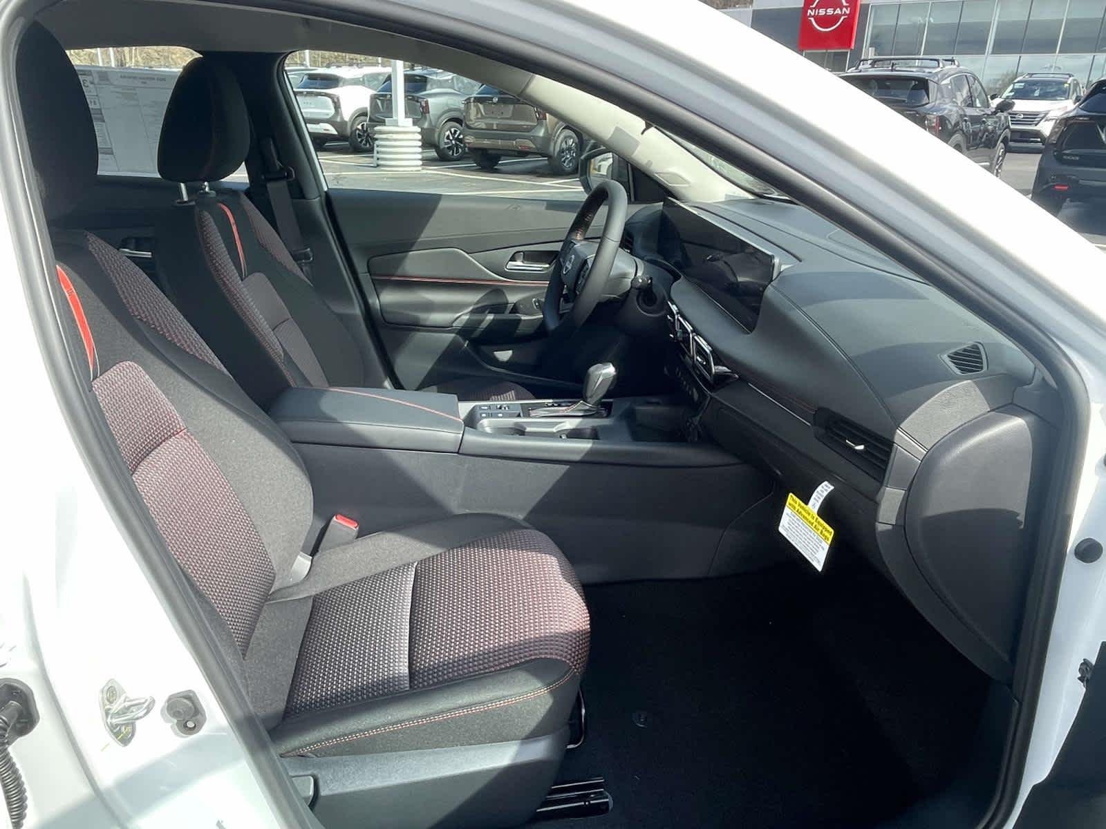New 2026 Aspen White Tricoat Nissan SR image 19