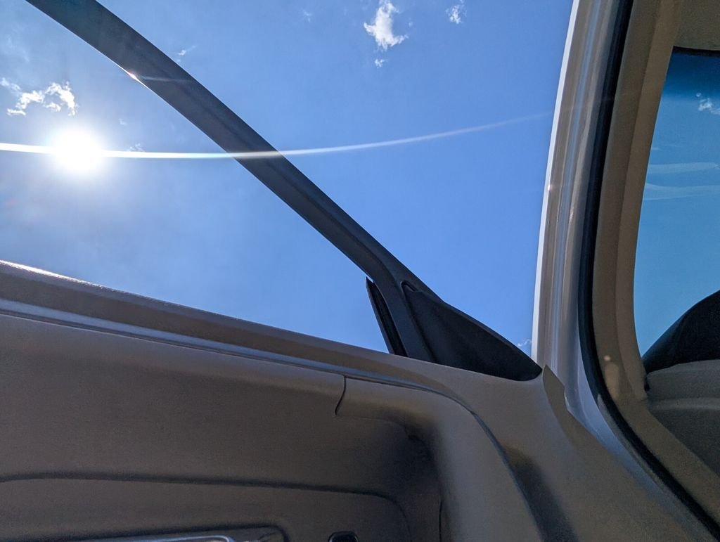 Used 2015 White Ford SEL image 19