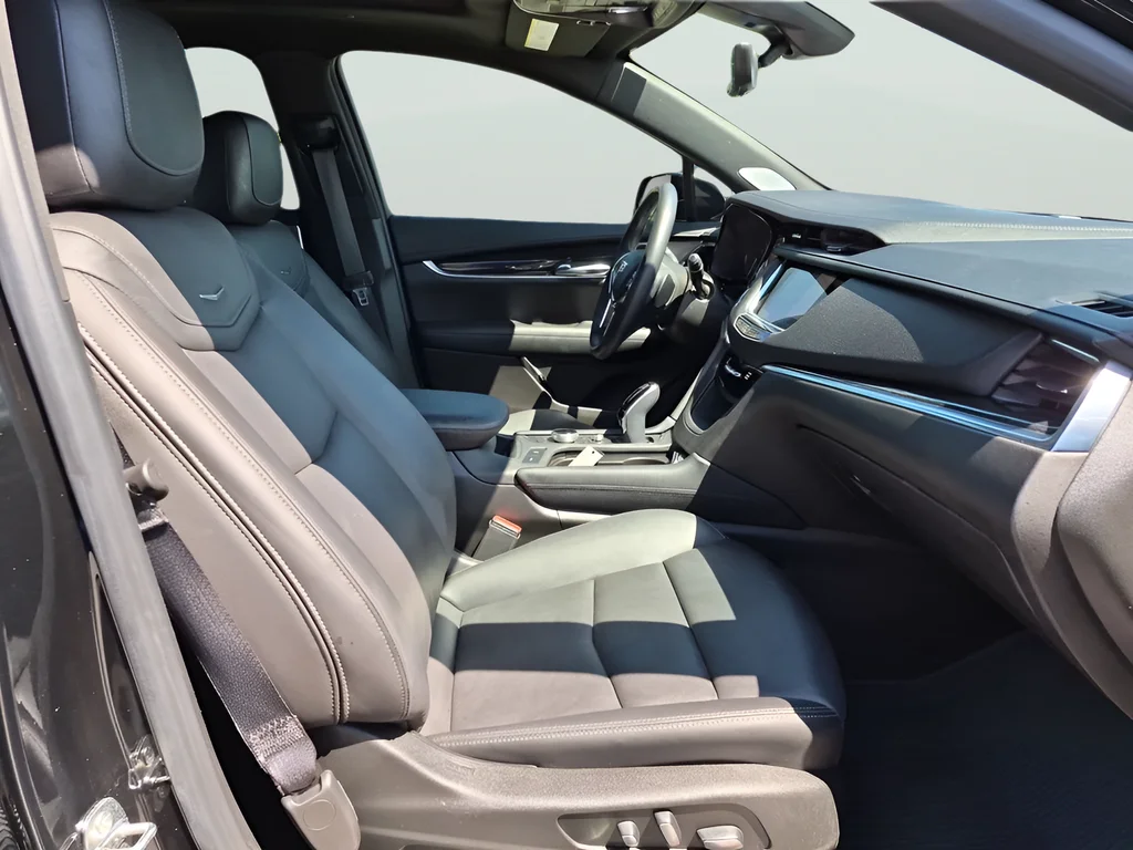 Used 2021 Black Cadillac Premium Luxury image 45