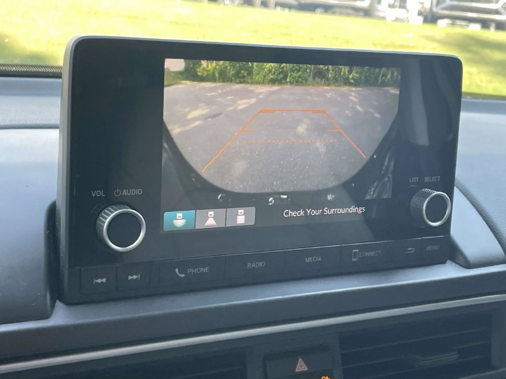 Used 2023  Honda LX image 28