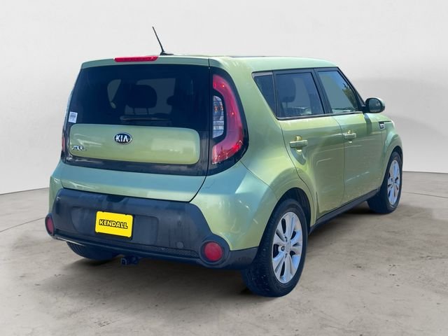 Used 2015 Green Kia Plus image 5