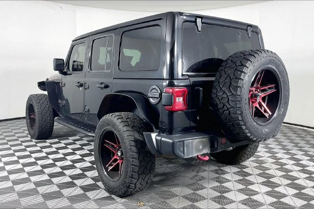 Used 2018 Black Jeep Unlimited Rubicon image 2